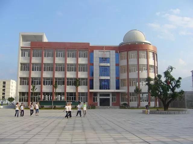 福州最牛逼的学校,被清华北大争着录取