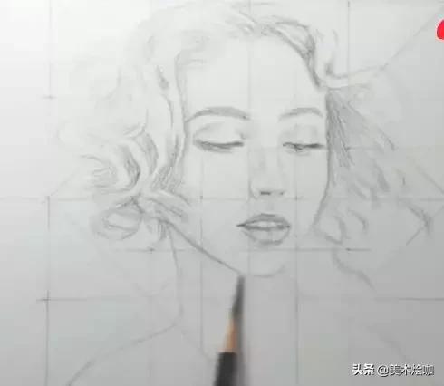 素描起形的基本技巧,素描九宫格黄金分割点构图