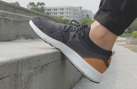 不怕踩狗屎的鞋,adidasyeezyboostrunner700v2