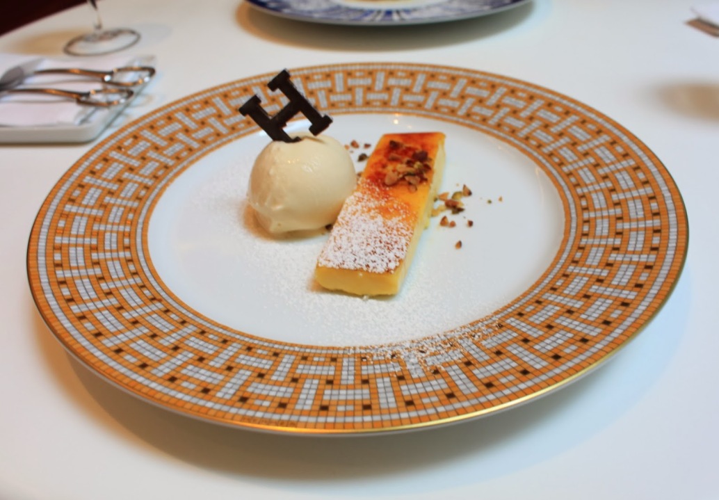 开咖啡馆的小确幸，奢侈品牌也要有