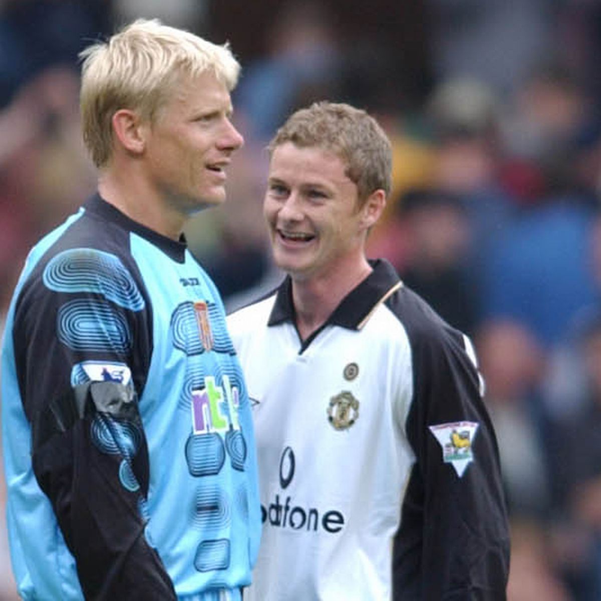 舒梅切尔年轻时刚来曼联,曼联舒梅切尔多少岁加入曼城