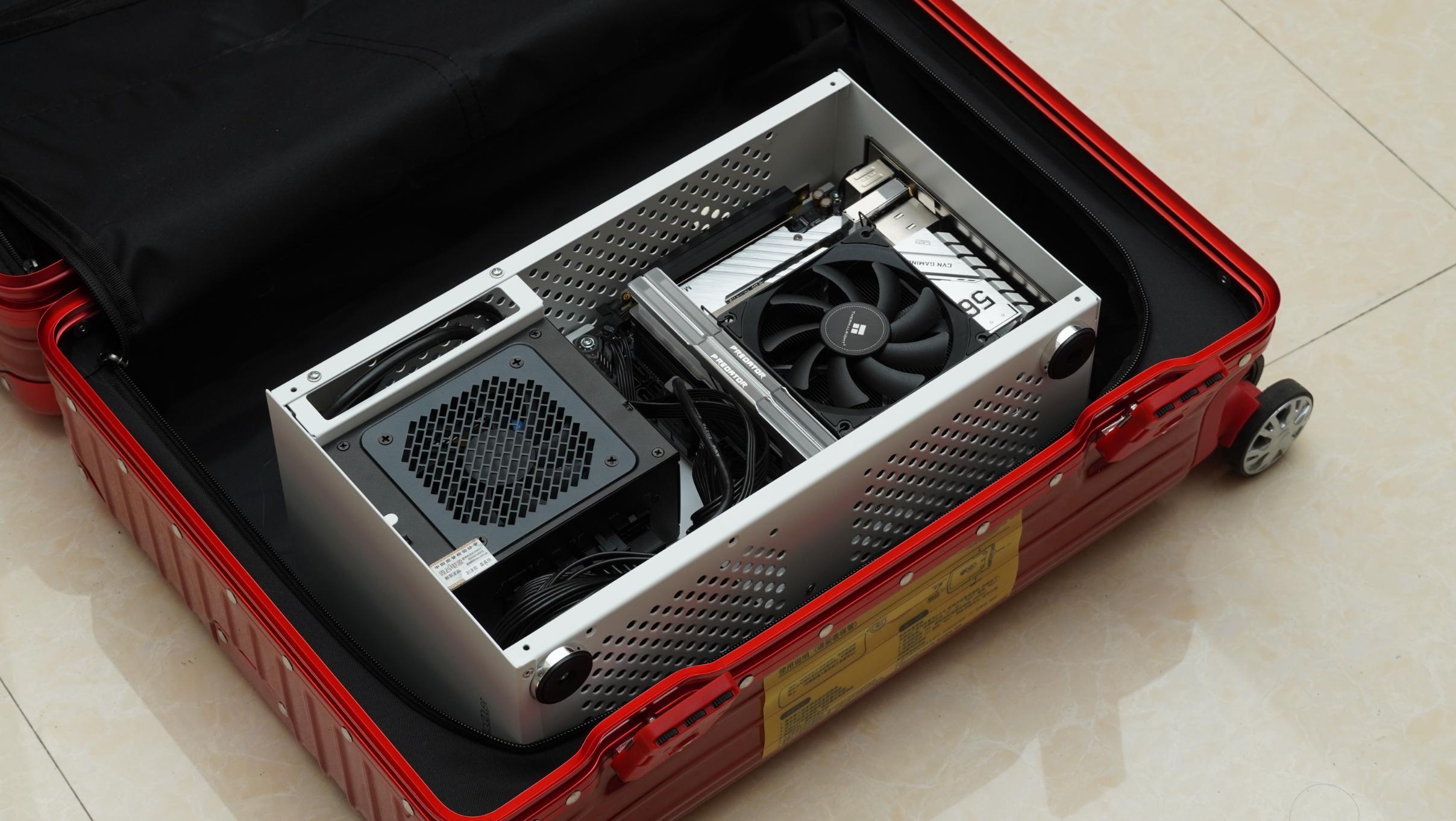 能手提个行李箱再带个相机包吗,能手提上飞机的行李箱