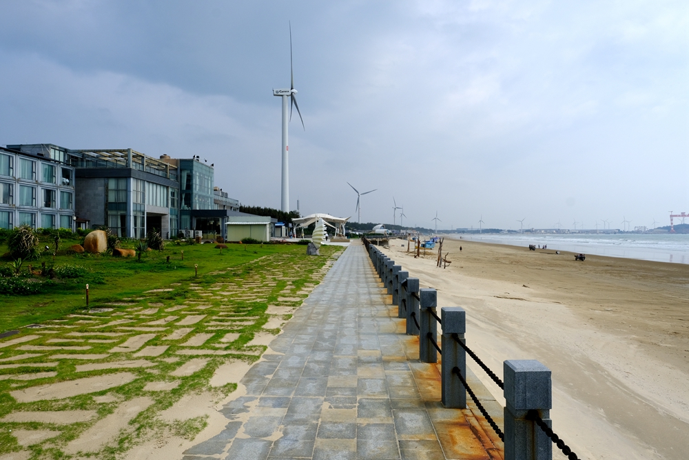 福建六鳌海滩,得天独厚图片