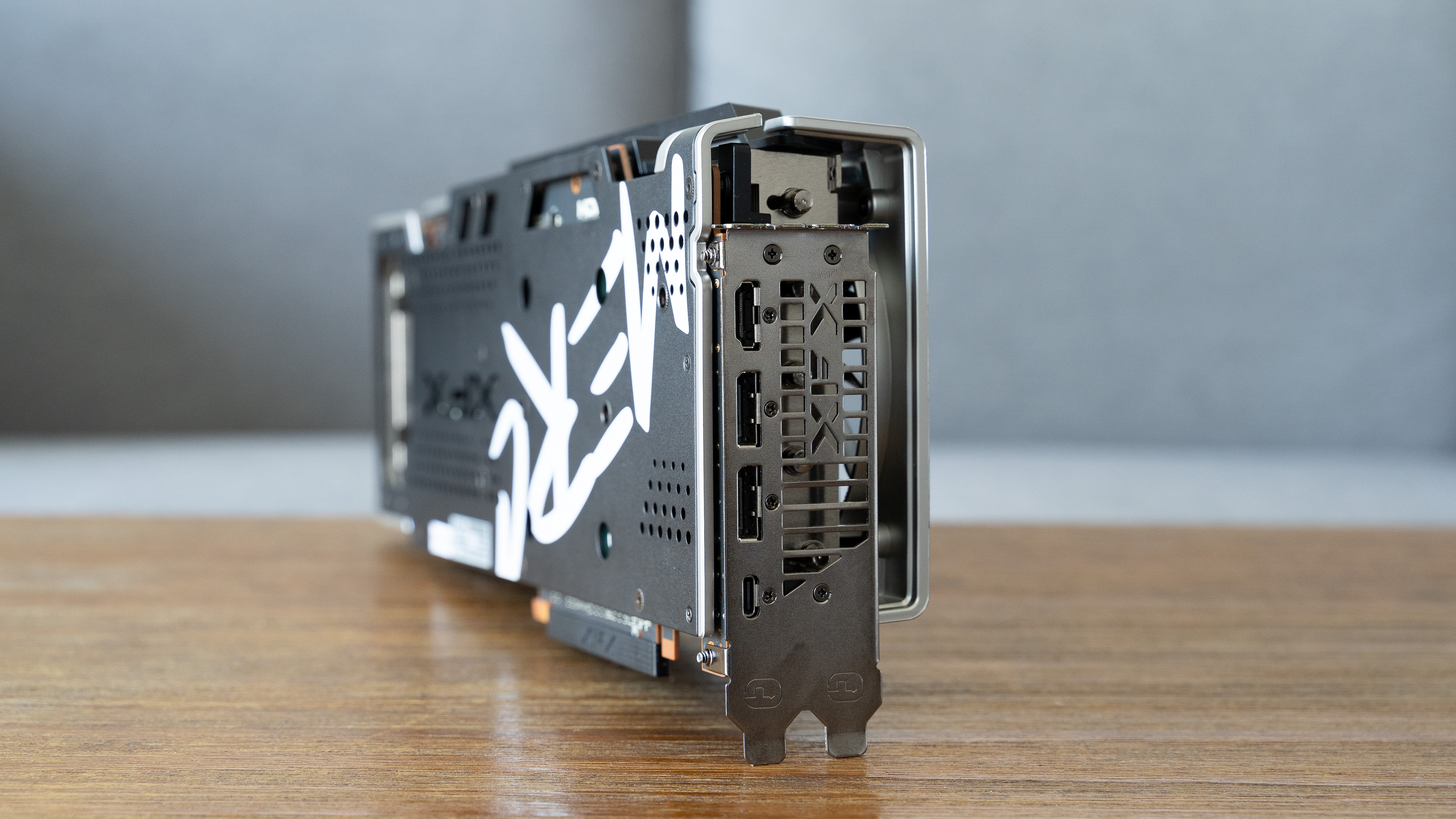 讯景rx6600xt海外版v2值不值入手,讯景rx6800海外版能买吗