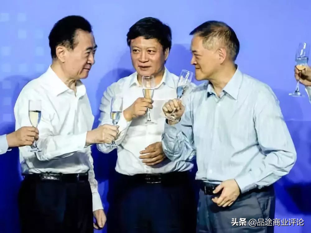 王健林负债始末,为什么王健林会负债4000亿