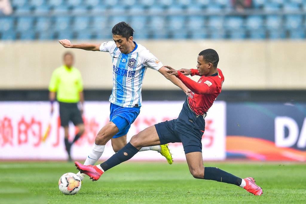 大连虽败犹荣恒大统治力,大连恒大足球有多强