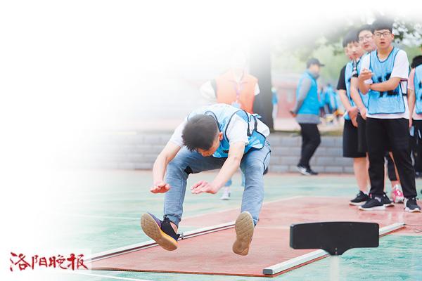 河南省中招体育立定跳远评分表,洛阳体育考试立定跳远多少分及格