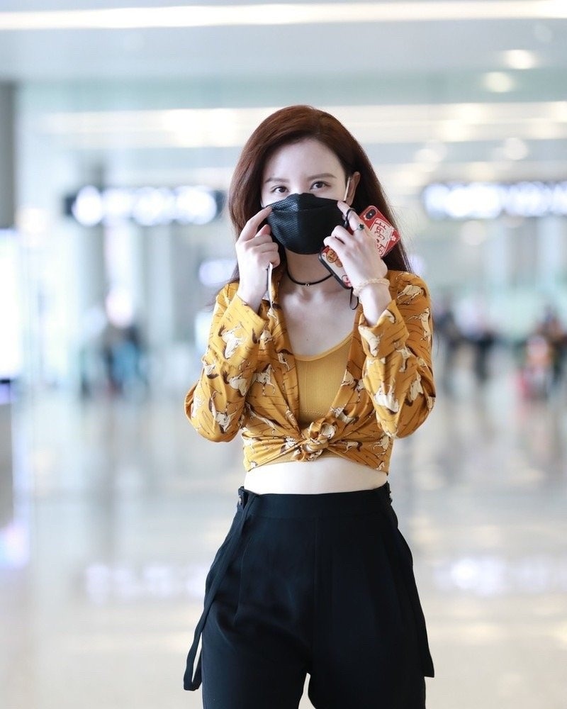 夏天空调房里穿的防冷的衣服,夏天靠空调救命