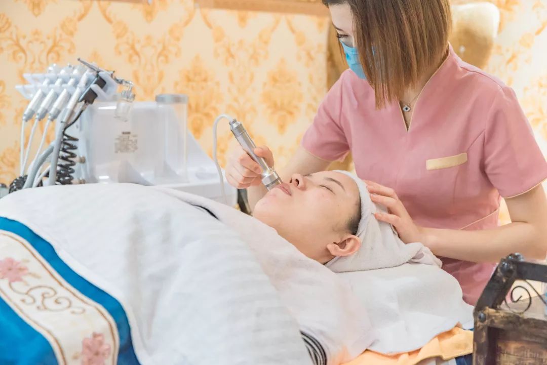 大连必打卡的美发店,大连时尚经典美发