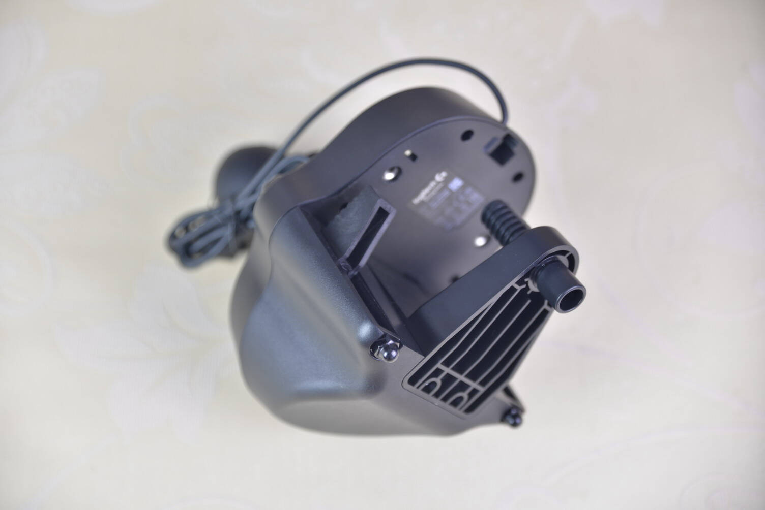 罗技g29方向盘玩极品飞车设置教程,罗技g29力反馈游戏方向盘