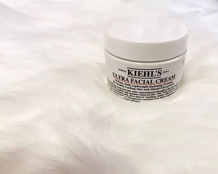 给大家安利一款非常好用的面霜,推荐一款你们觉得好用的面霜