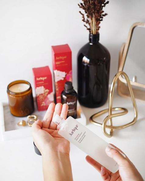 万用神仙水：单擦一瓶如何搞定夏季肌肤，明星也爱用