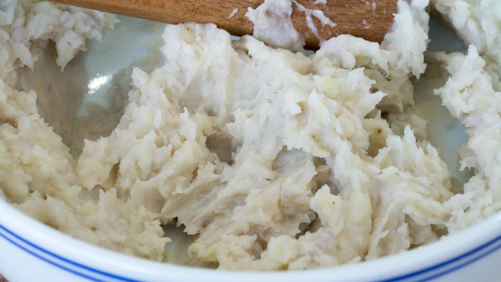 糯米粉这样做软糯酥脆全家抢着吃,糯米粉怎么煮好吃简单易学