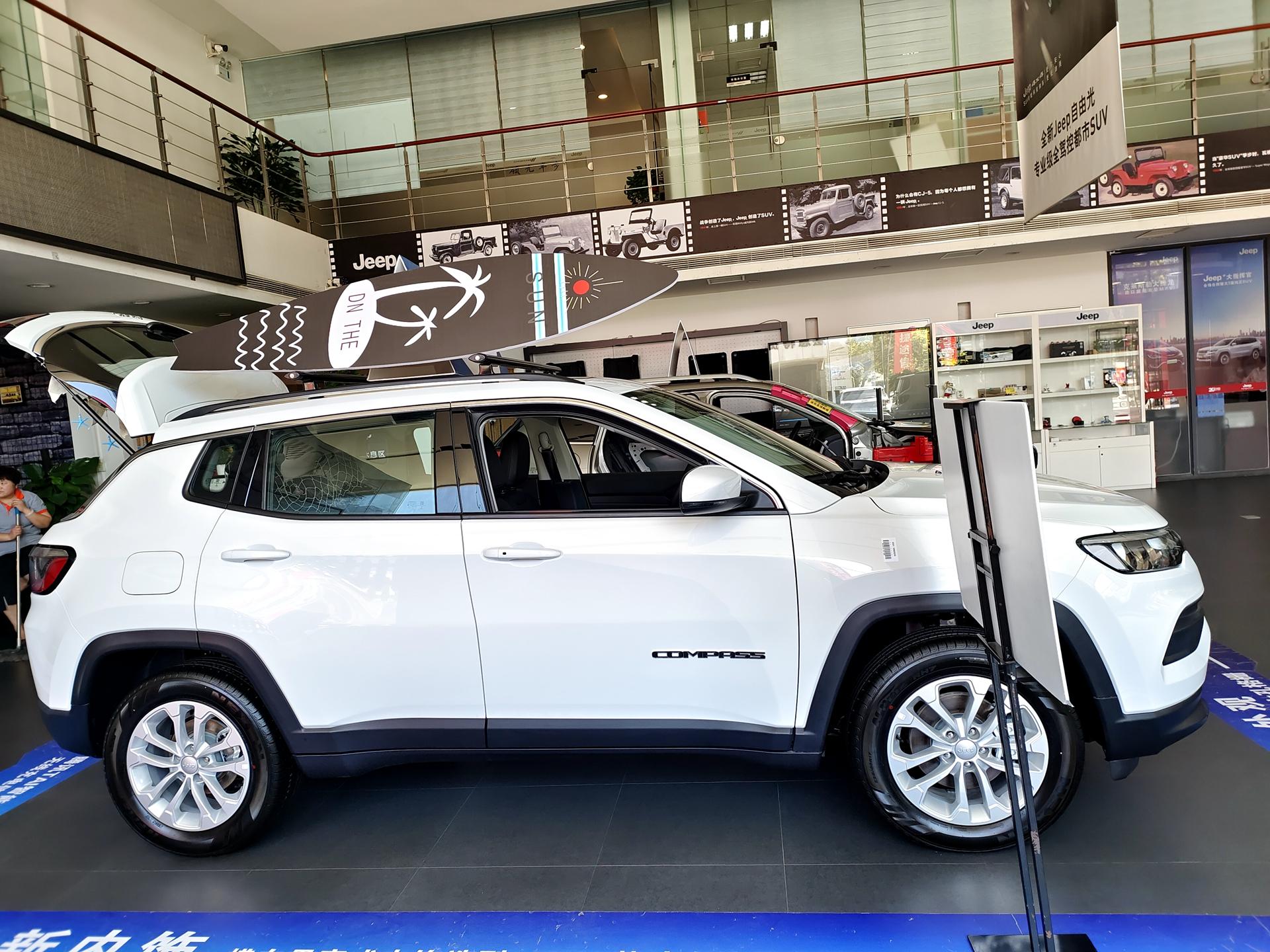 jeep指南者低配多少钱,jeep指南者到底值不值得去买