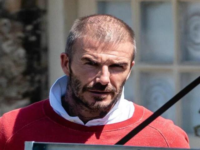 一代巨星贝克汉姆,贝克汉姆当年为什么是光头