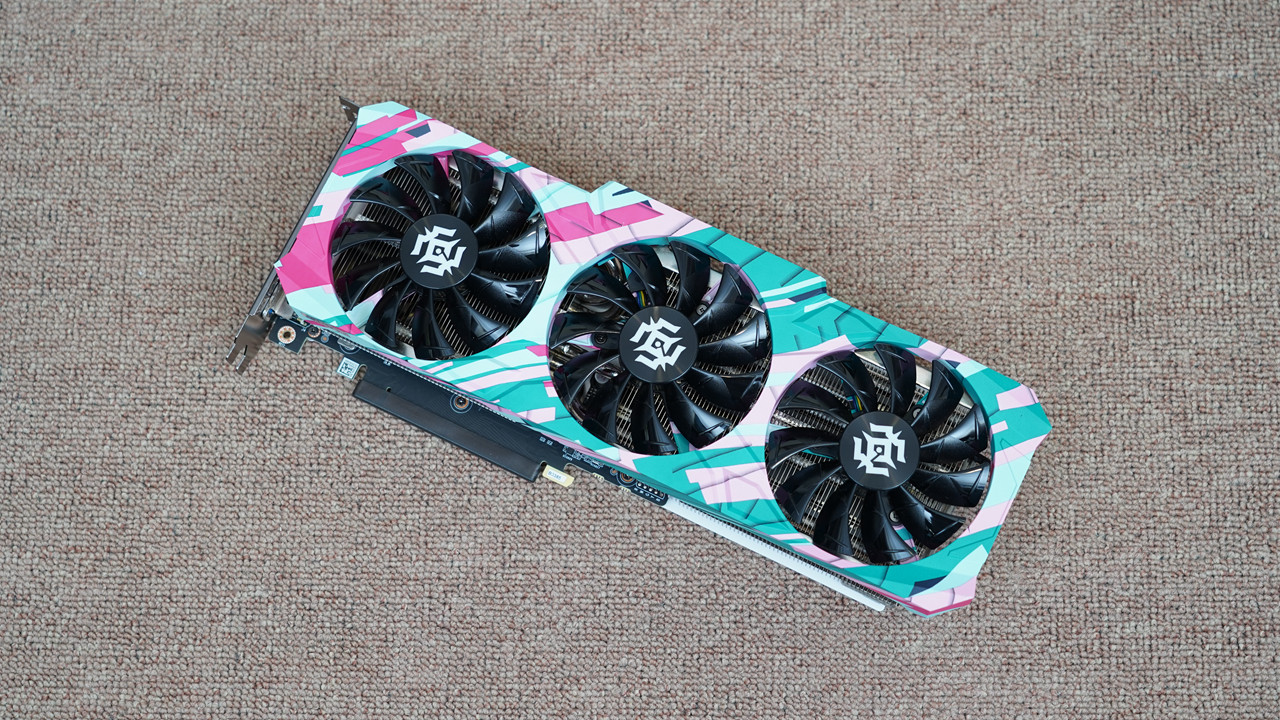 换个“马甲”就不认识你了？金士顿叛逆者DDR43600内存体验分享