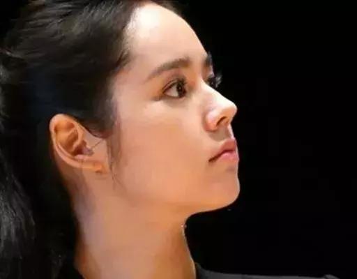 化妆真的能完全遮住瑕疵吗,化妆也掩盖不了岁月的痕迹