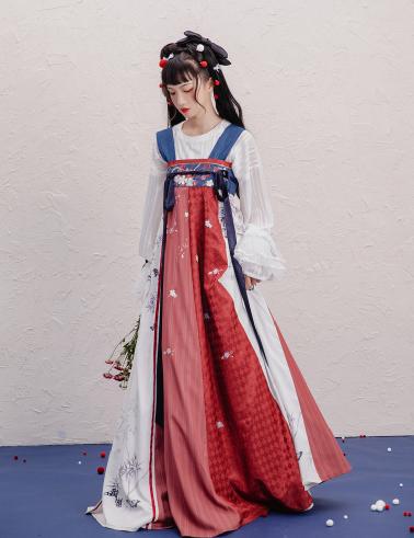 汉服衬裙要露出来科普,汉服裙子都很大一般怎么穿