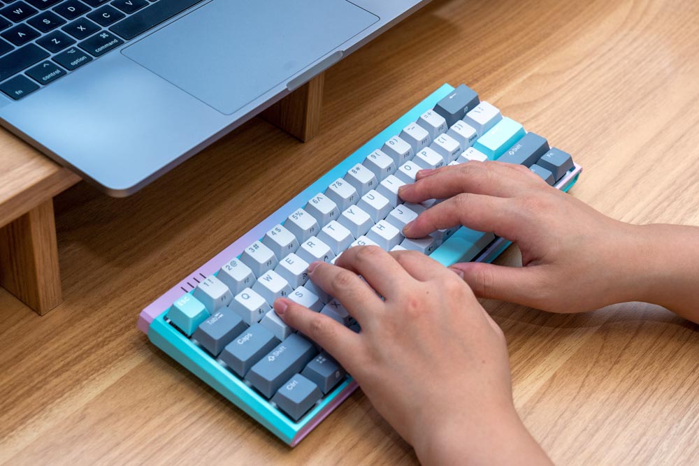 杜伽发布k320w三模无线机械键盘,k330键盘