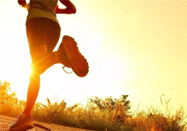 跑完马拉松调理,跑马拉松来例假了怎么办