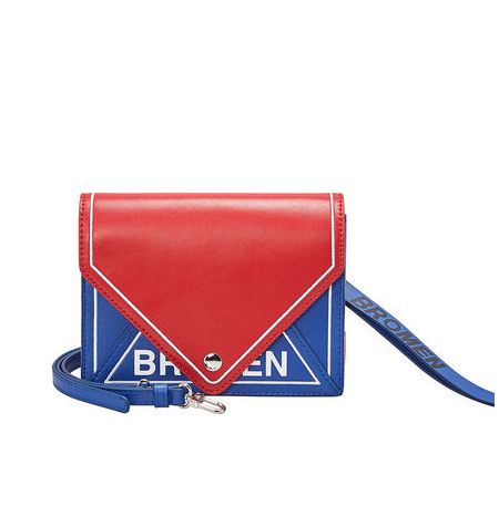 WARNING：别让背错的包毁了你的假期旅行！