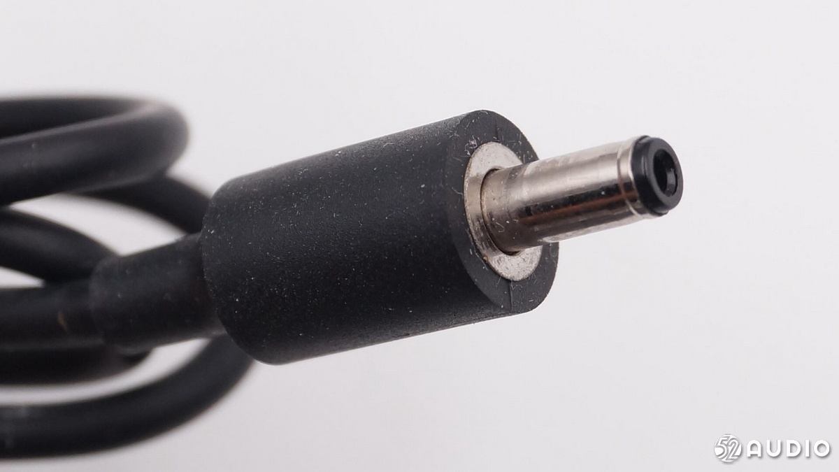 亚马逊echo智能音箱型号,亚马逊智能音箱拆解