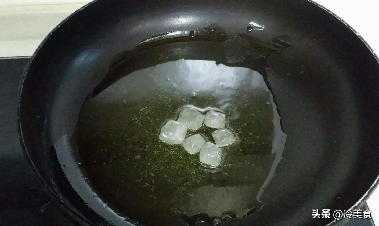 炒糖色老是糊怎么回事,炒糖色糊锅的正确方法