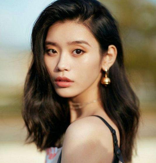 奚贵妃生孩子后续,奚贵妃生儿子时赌王还活着吗