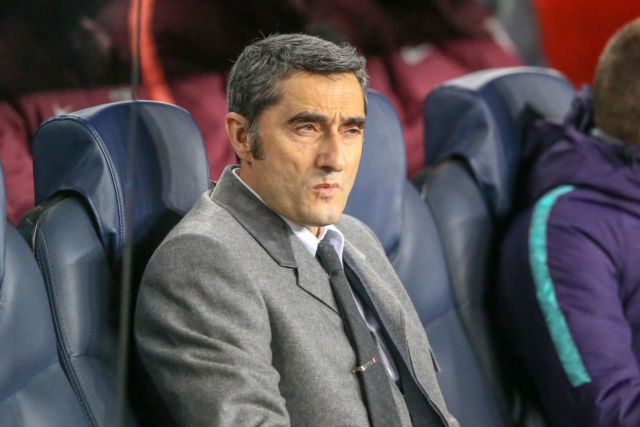 巴萨0:0,巴萨0比3莱万