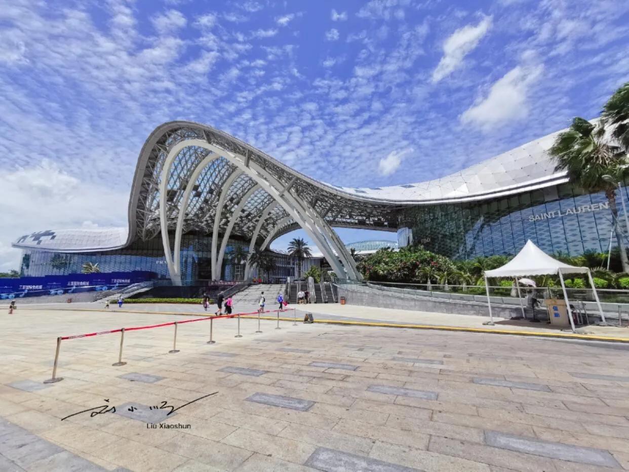 全亚洲最大的免税店什么时候开业,世界最大单体免税店建成营业