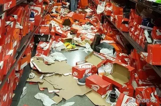 你有钱消费吗,没钱没教育和有钱的区别