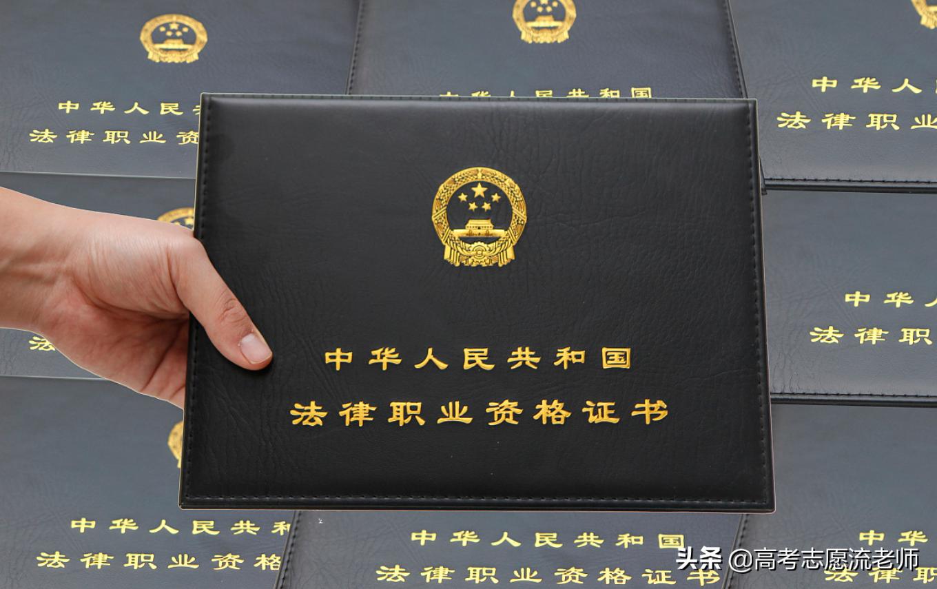 考公务员选择什么专业比较好,比较适合报公务员的专业有哪些