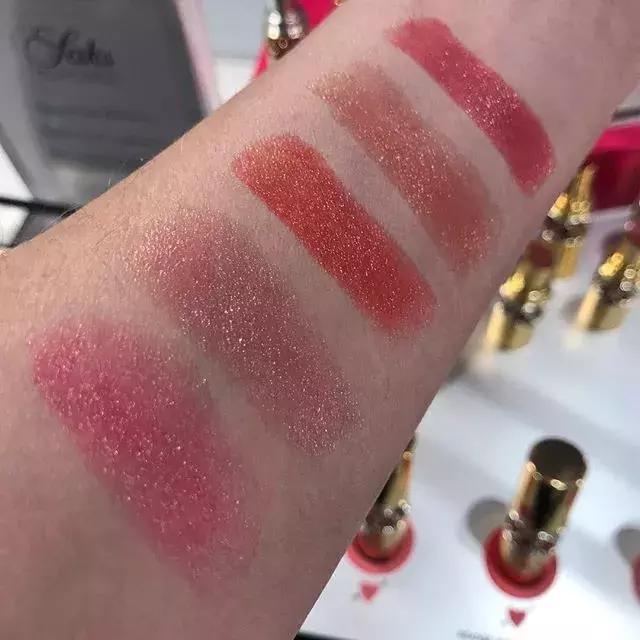 杨树林口红情人节哪个颜色好看,杨树林的口红胡萝卜色