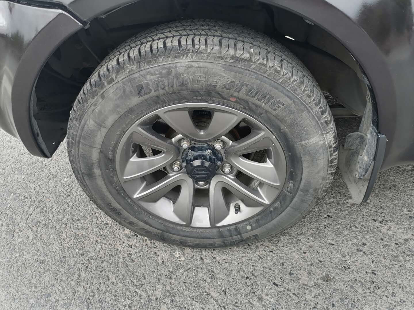 略显可爱的越野车铃木吉姆尼,二手吉姆尼越野能力有多强