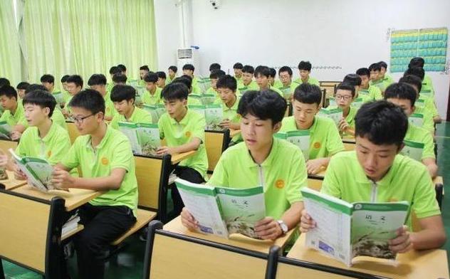 中考划分职高和普高,中考上高中和中职有什么区别