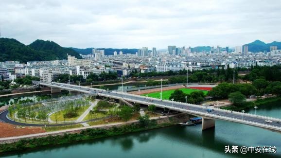 澶╅兘瀵归粍灞辩殑璇勪环,榛勫北澶╅兘璇勪环