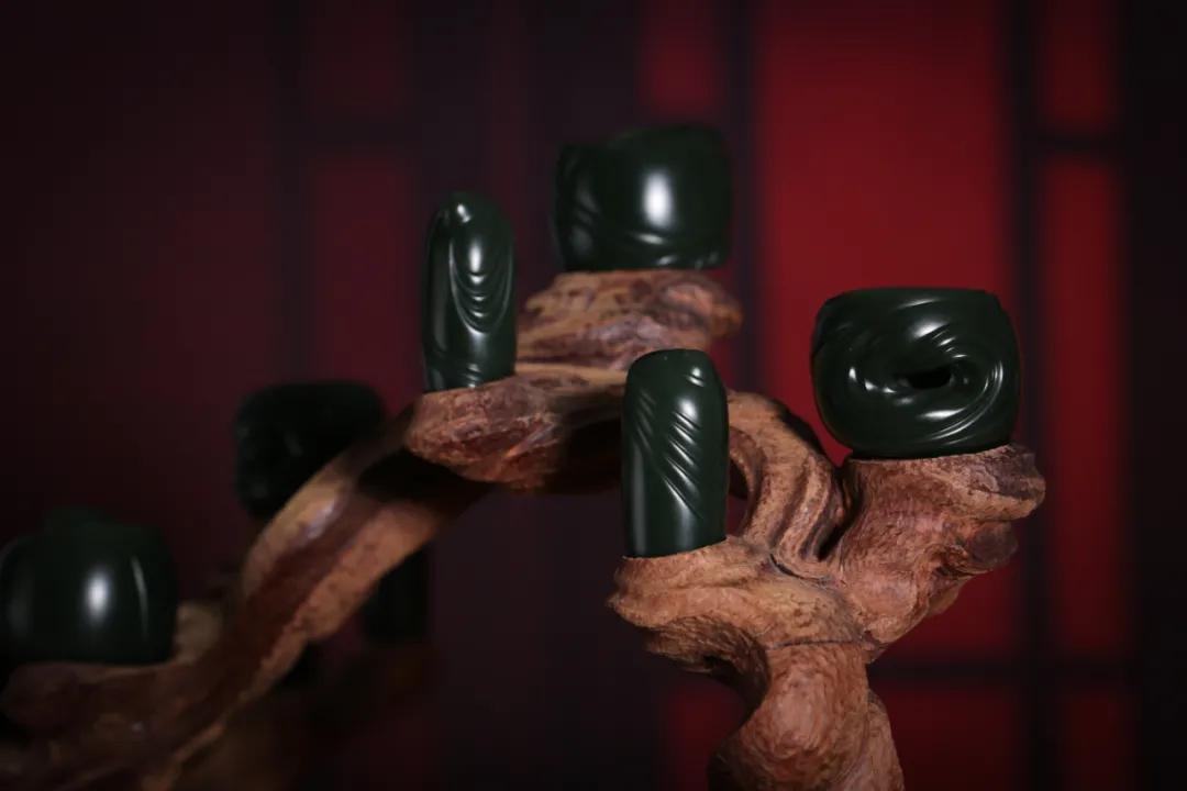 双色和田玉扳指,极品和田籽料玉扳指