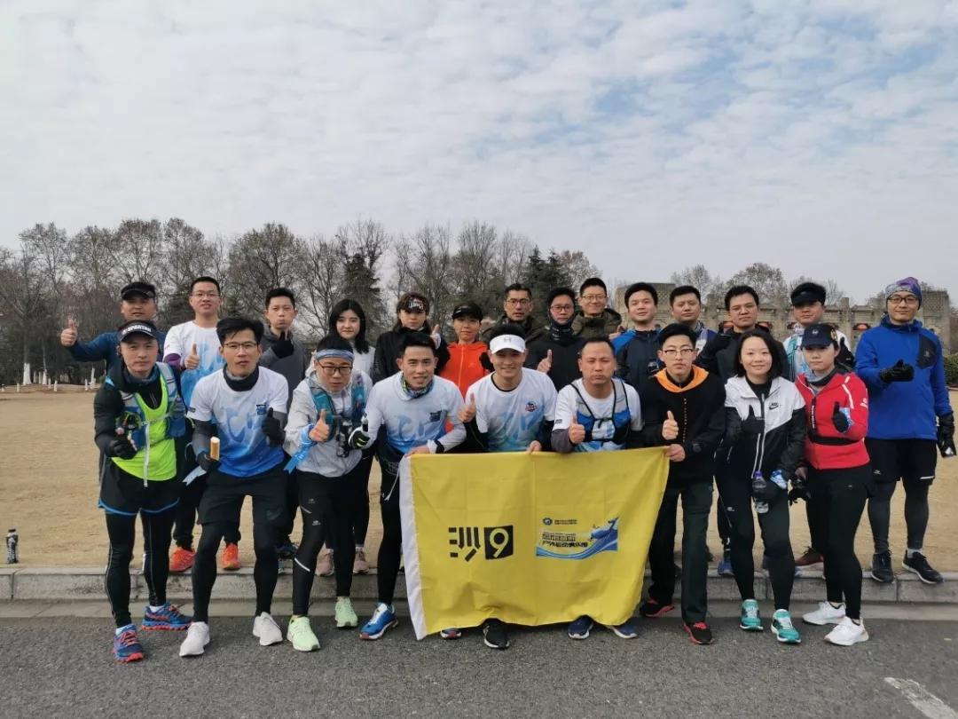 九十多岁老人跑步,九旬老人跑步视频