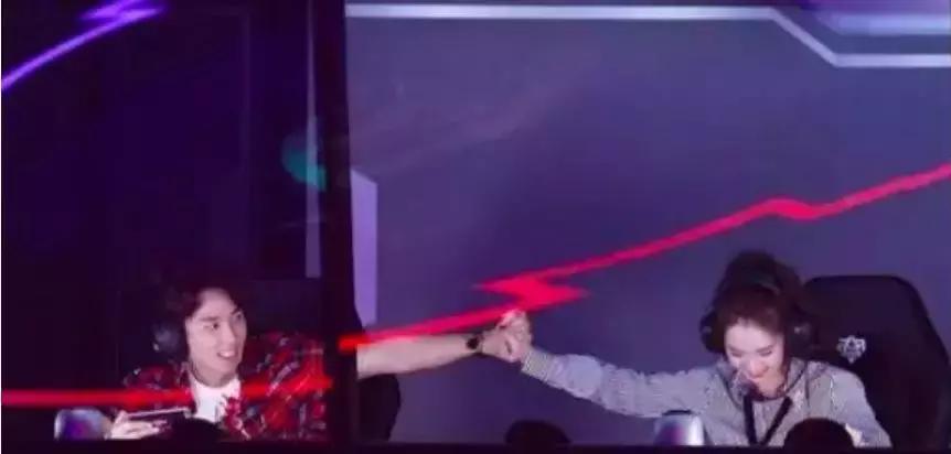 挖闺蜜墙角,挖闺蜜墙角下集