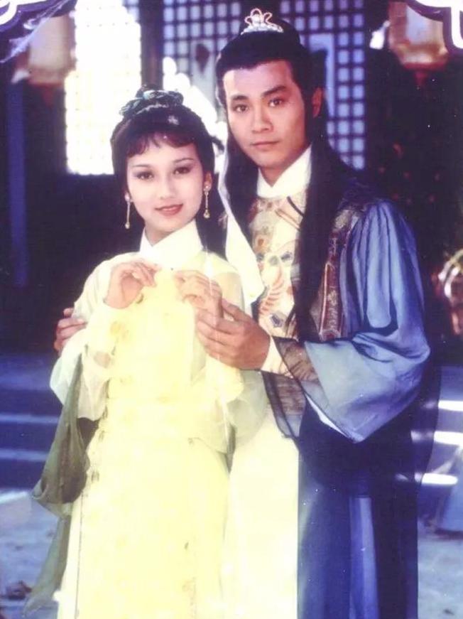 “古装第一美女”赵雅芝的混乱情史，和那些被她迷倒的男神们