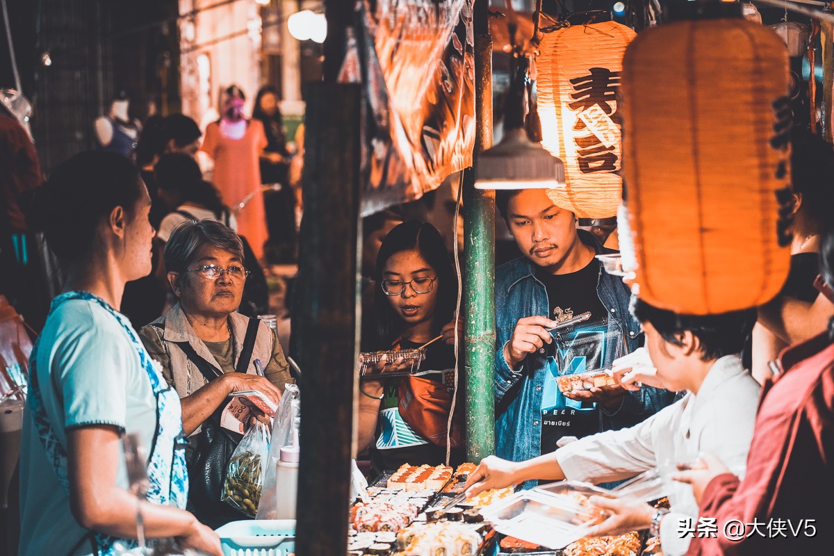 清迈周日夜市必买清单,清迈小商品批发市场