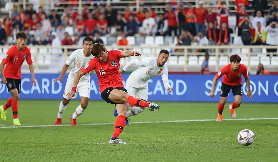 武磊在上海申花踢不上球,中国对阵泰国武磊上不了怎么办