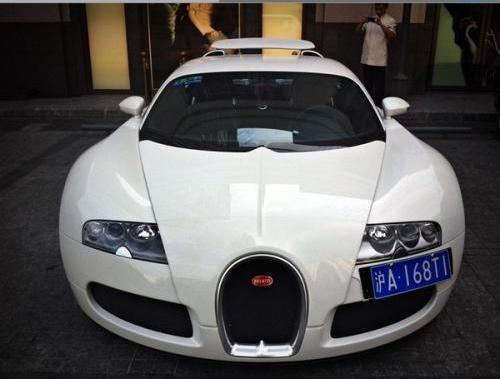 布加迪威龙租一辆车多少钱,布加迪租用一天多少钱