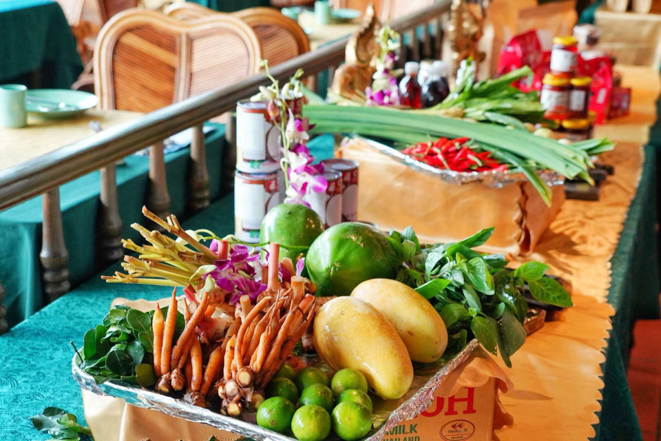 金象湾持续8年入选“泰精选”，泰国领事到场亲授证书