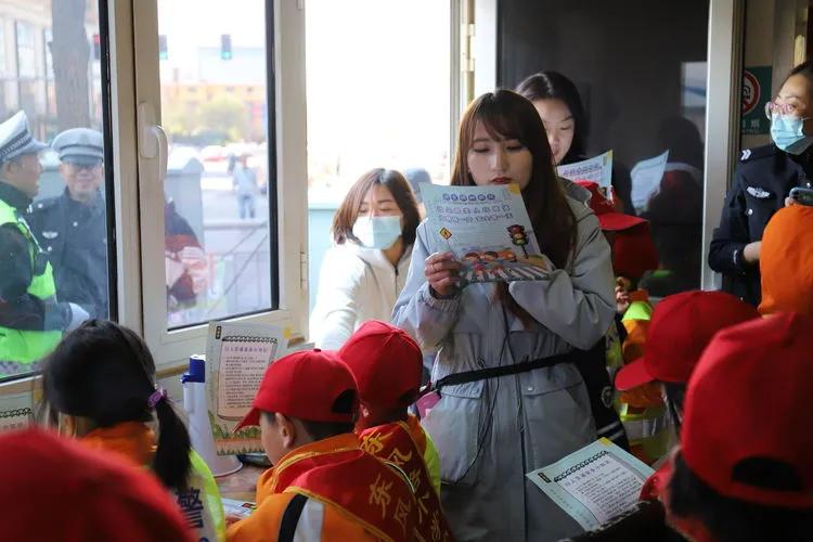 小学劳动实践教育安全预案,劳动实践做交通安全小达人