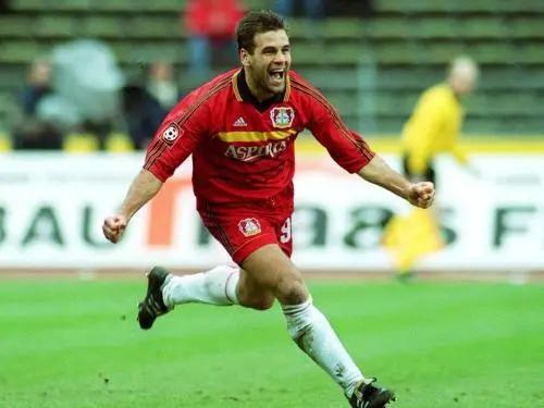 足坛历史上各个位置最强top10排名,世界足坛排名前50最佳球员