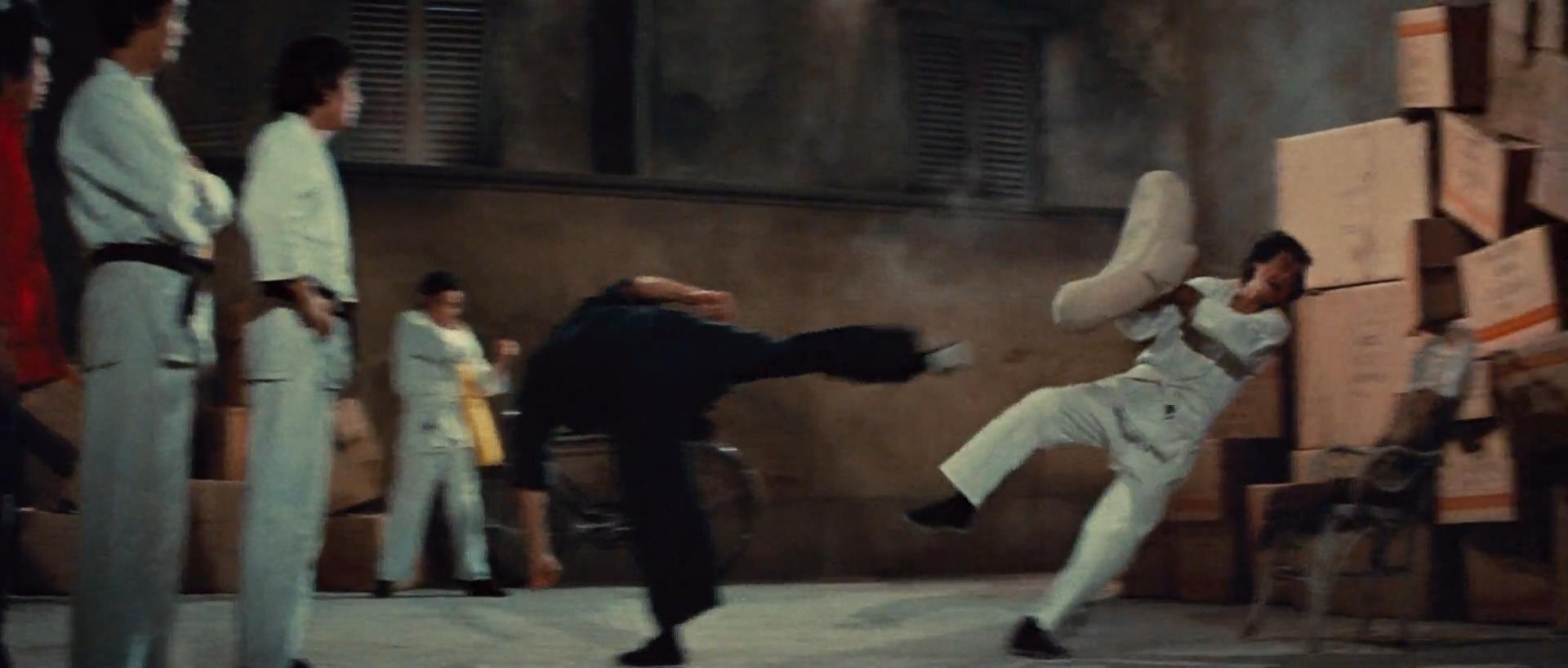 李小龙猛龙过江打斗分析,猛龙过江李小龙武术思想解析