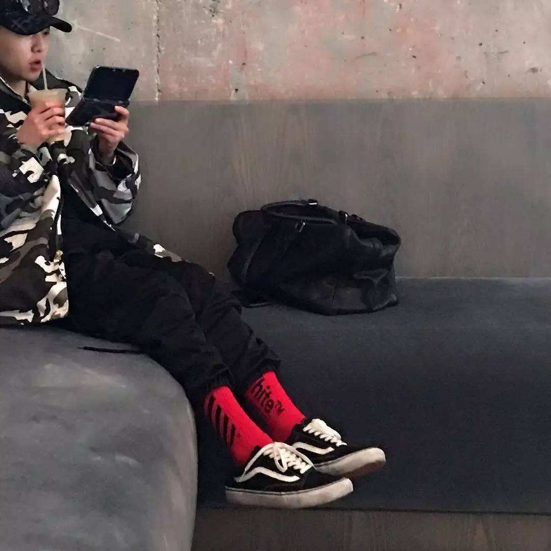 权志龙经常穿的vans是什么型号的,vans权志龙同款鞋