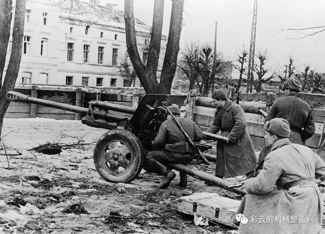 说到PDW你首先想到的就是它——比利时P90单兵自卫*器武**