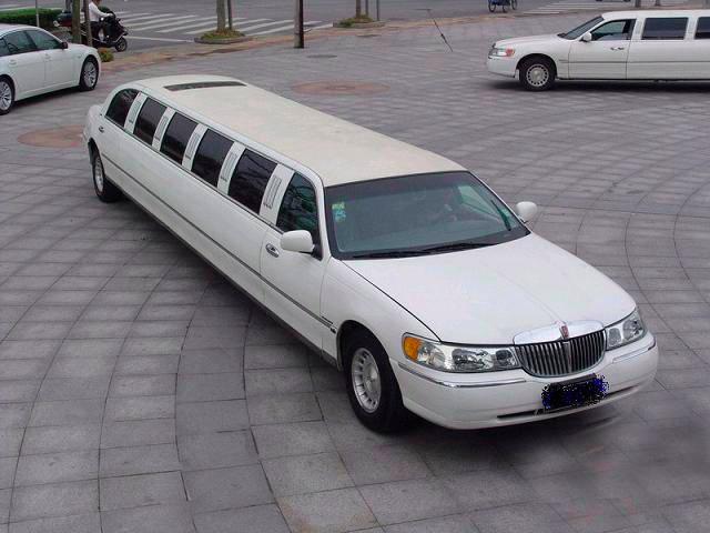 林肯牵手长安国产，总统座驾尊严不再，奔驰铁娘子时间不够